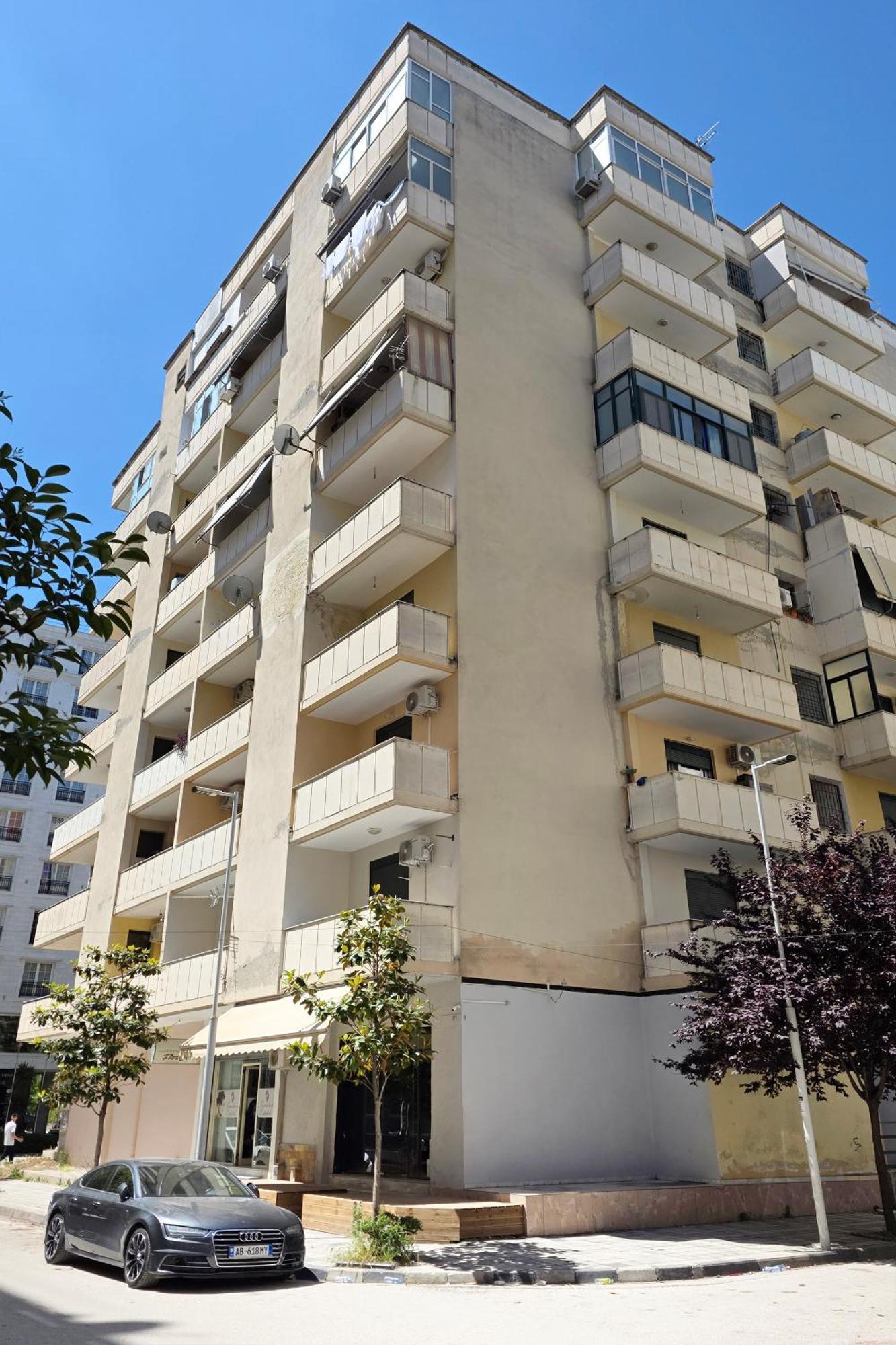 Sunny Side Apartments Vlorë Esterno foto