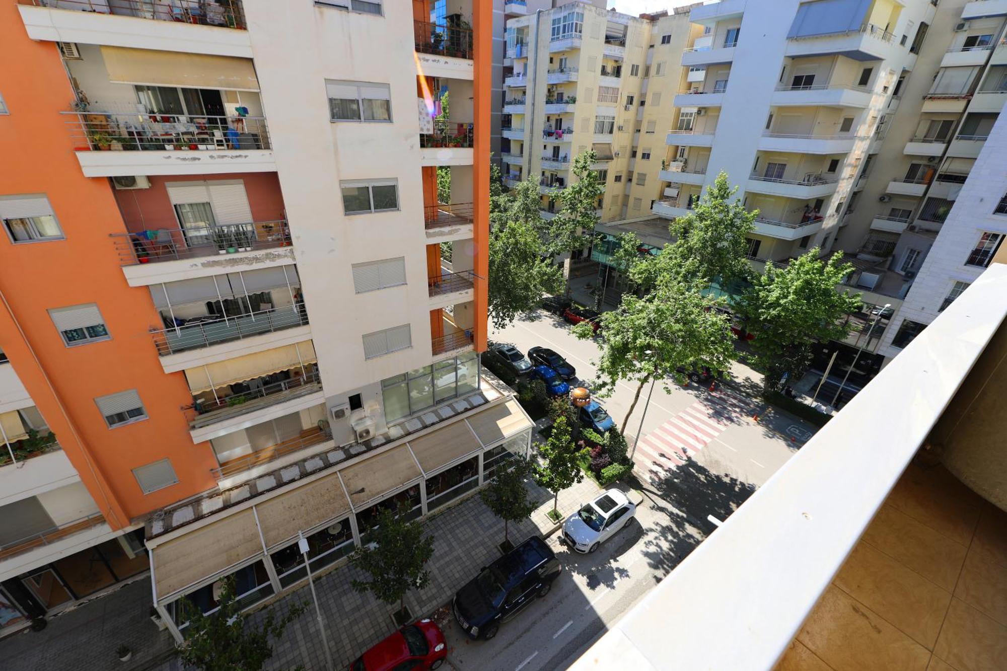 Sunny Side Apartments Vlorë Esterno foto