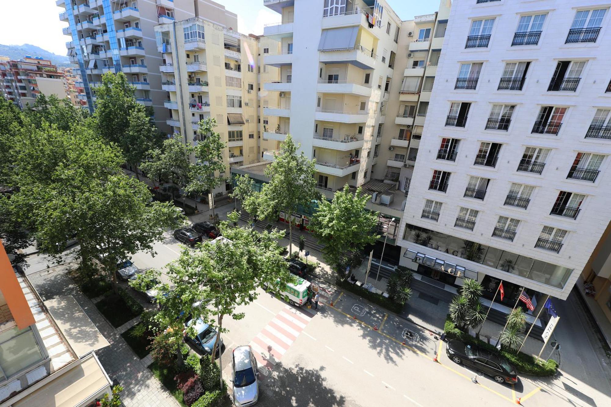 Sunny Side Apartments Vlorë Esterno foto