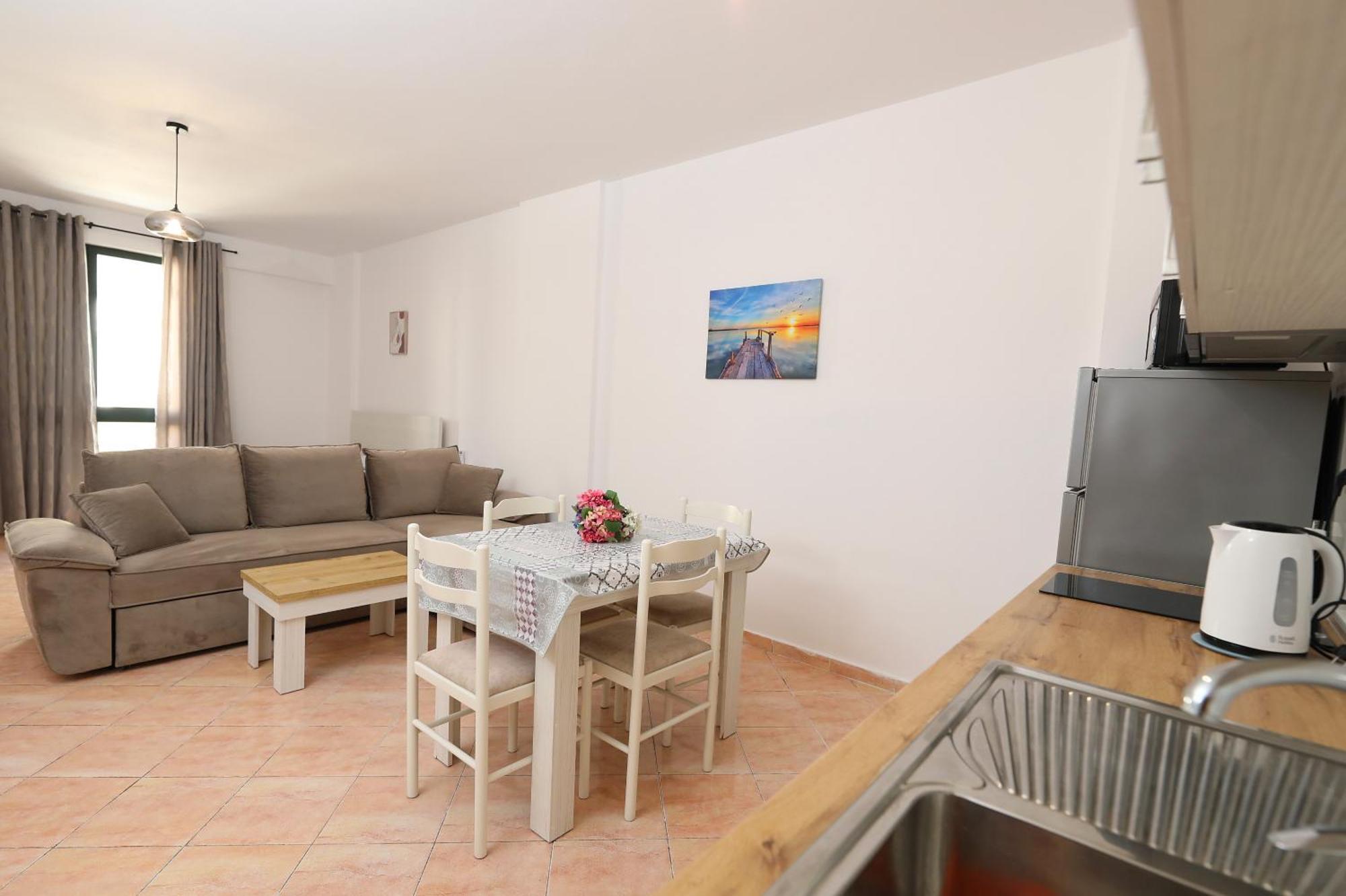Sunny Side Apartments Vlorë Esterno foto